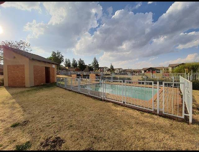 2 BEDROOM APARTMENT TO LET IN NOORDWYK